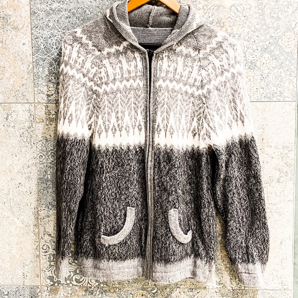 NWOT Peruvian Unisex Handmade ALPACA Full Zip Hooded Sweater, Size S/M